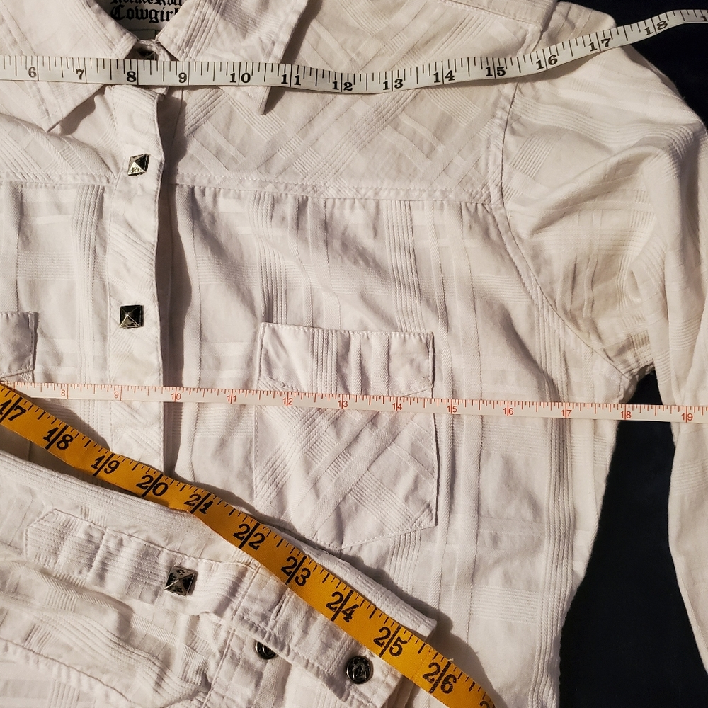 Embellished Button Down Snaps R&R Cowgirl - image 7